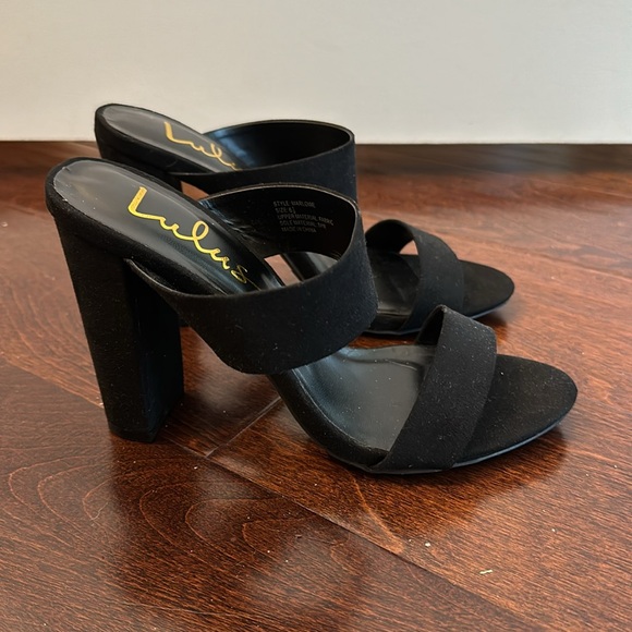 NWOT Lulu’s Heels - Picture 3 of 6